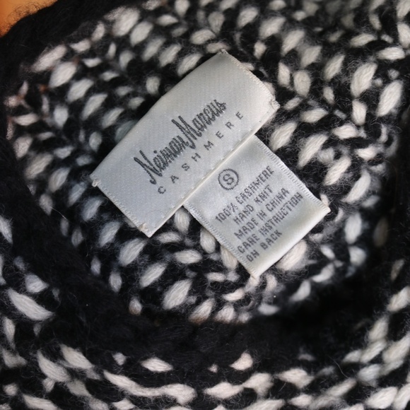 Vintage Neiman Marcus 100% Cashmere Knit Black/White Sweater - Picture 16 of 16